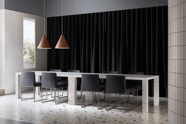 Click to enlarge image header-news-flagship-store.jpg